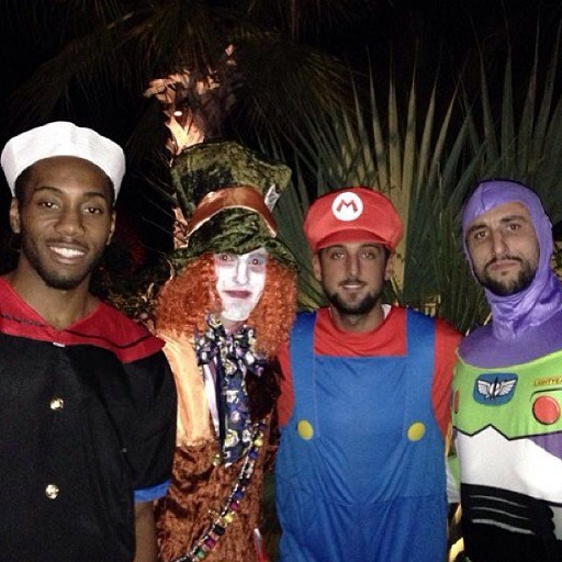 Spurs-Halloween-Party.